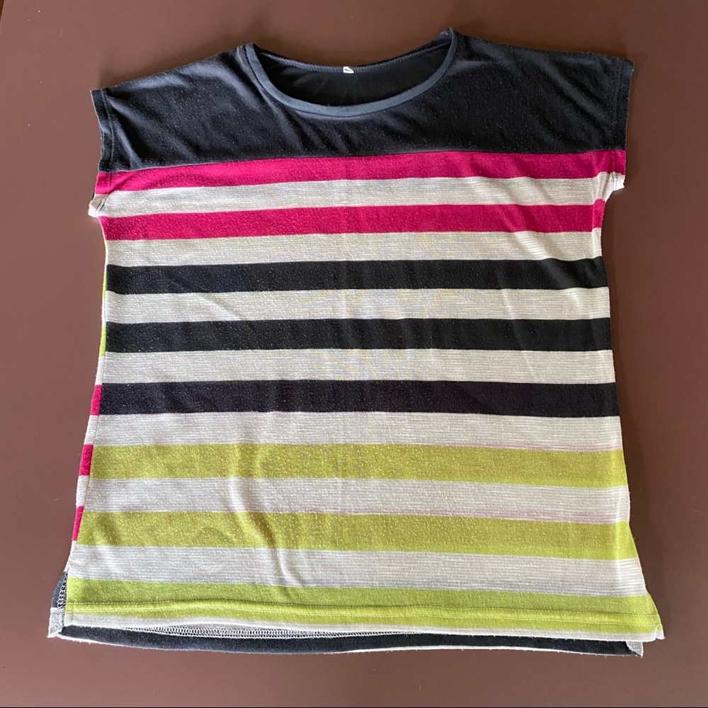 Striped thin sheer tee - Picture 14 of 15